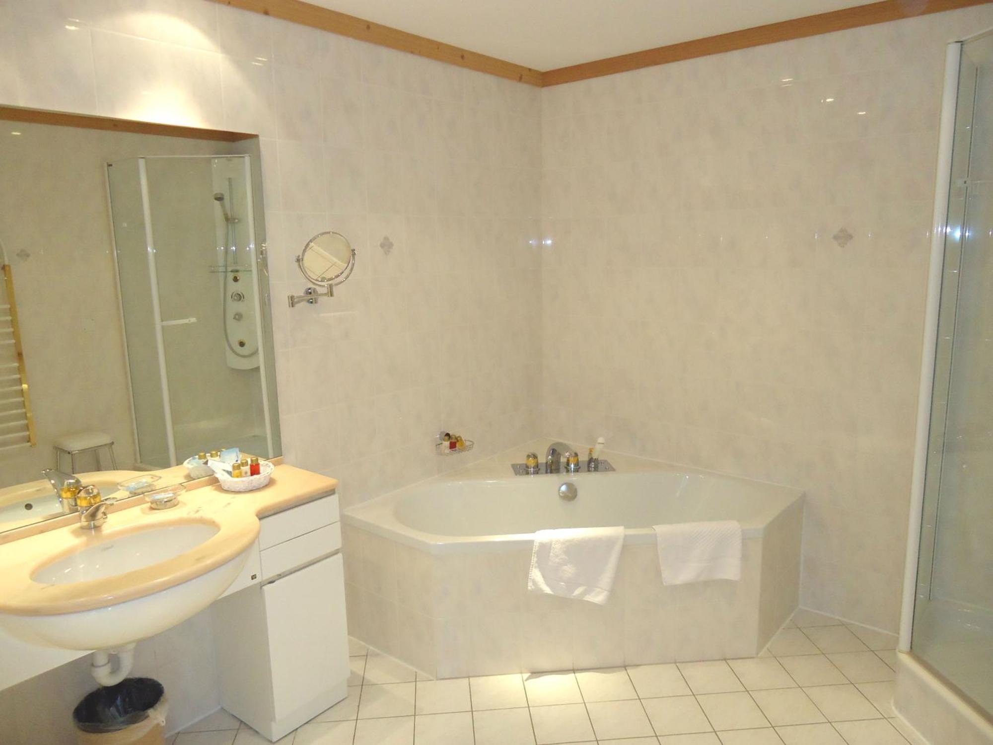 Grand Hotel Du Parc Crans-Montana Kamer foto